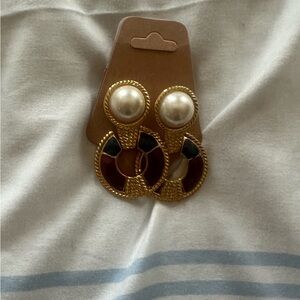 Elegant Gold and Pearl Drop Earrings